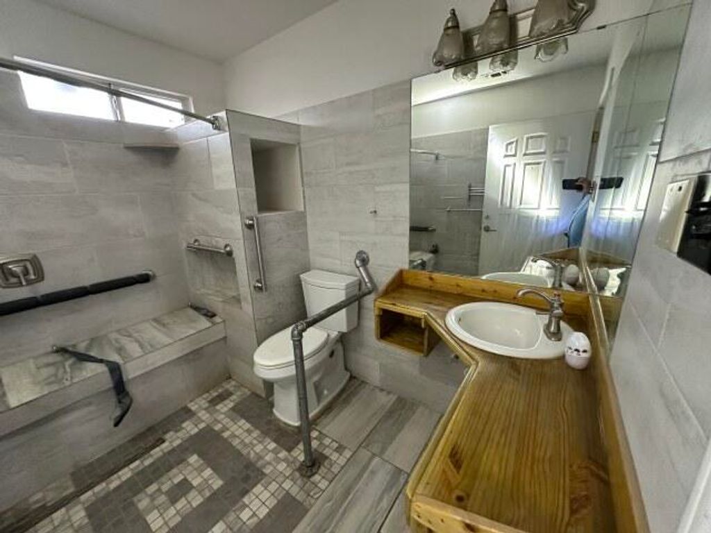 Image 17 of property listing at 2930 Waco Street, San Angelo, TX 76901