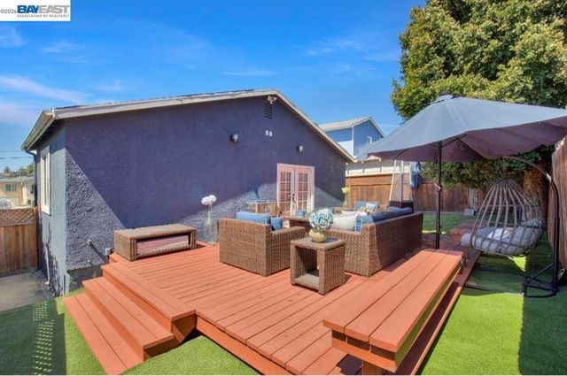 2468 Maxwell, Oakland, CA 94601