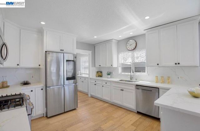 2468 Maxwell, Oakland, CA 94601