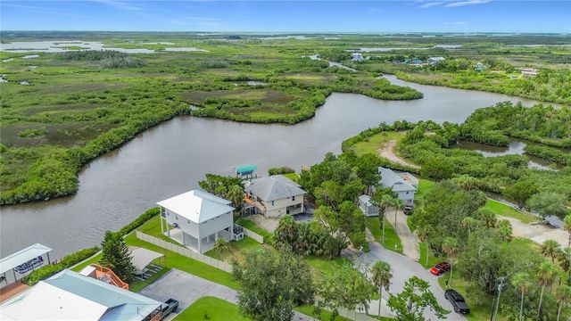 1625 S WALLACE POINT, Crystal River, FL 34429