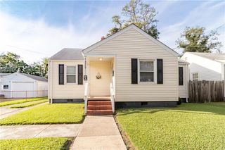 9309 Hickory ST, Norfolk, VA 23503