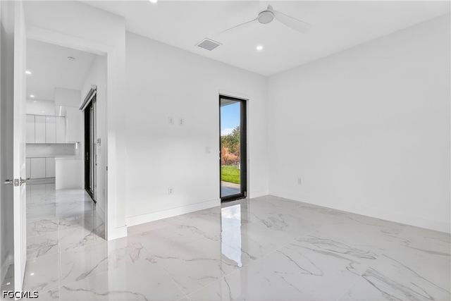 4107 16th ST SW, Lehigh Acres, FL 33976