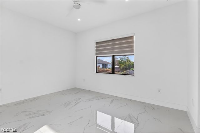 4107 16th ST SW, Lehigh Acres, FL 33976