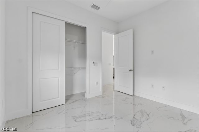 4107 16th ST SW, Lehigh Acres, FL 33976