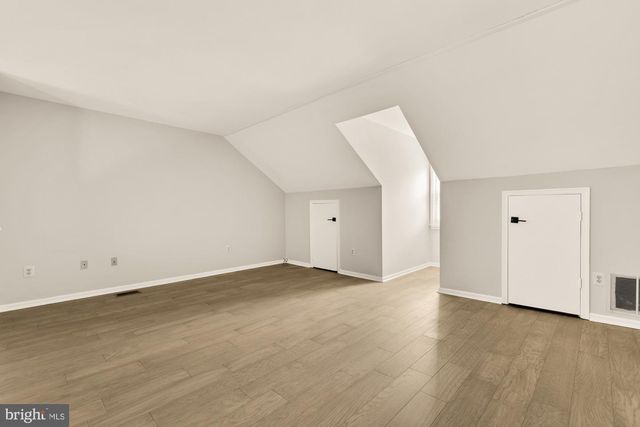7553 CHRISLAND CV, Falls Church, VA 22042
