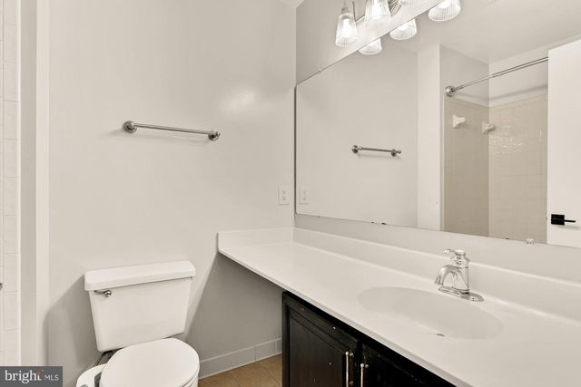 7553 CHRISLAND CV, Falls Church, VA 22042