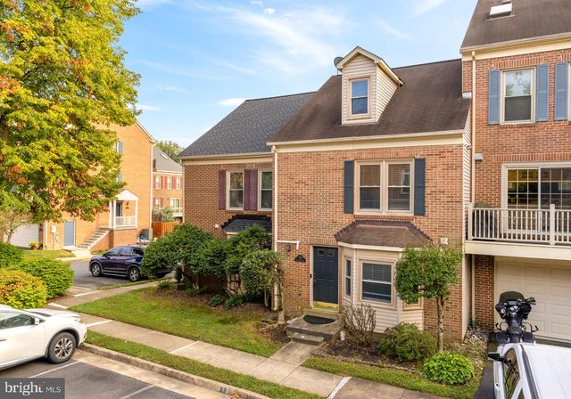 7553 CHRISLAND CV, Falls Church, VA 22042