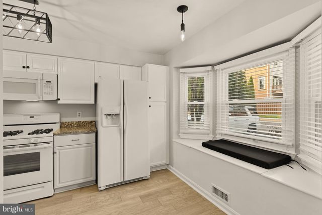 7553 CHRISLAND CV, Falls Church, VA 22042