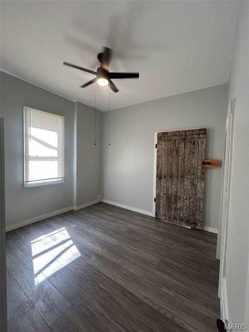 14 N 15th Street, Belleville, IL 62220