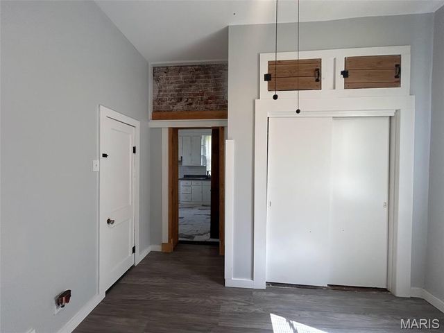 14 N 15th Street, Belleville, IL 62220