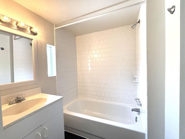 3918 Driscoll Street, Houston, TX 77098