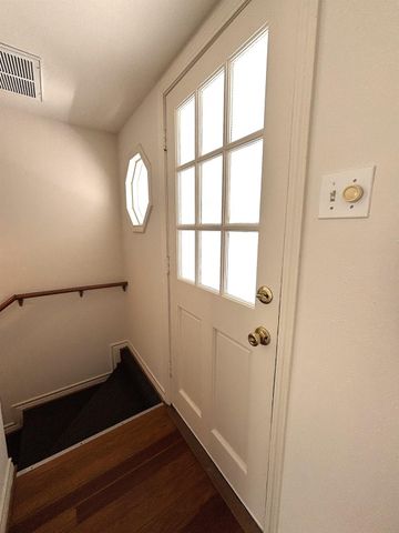 3918 Driscoll Street, Houston, TX 77098