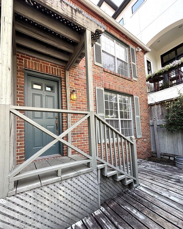3918 Driscoll Street, Houston, TX 77098