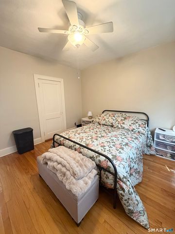 118 Cambridge Street 2nd Floor, West Hartford, CT 06110