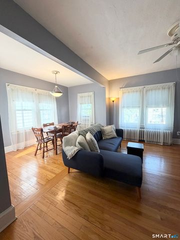 118 Cambridge Street 2nd Floor, West Hartford, CT 06110