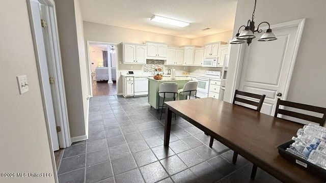 4845 Stone Cross Drive, Olive Branch, MS 38654