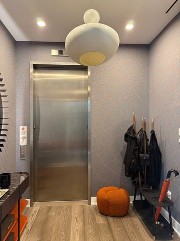 900 W Washington Boulevard 504, Chicago, IL 60607