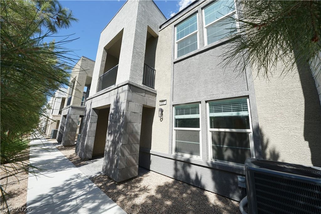 6227 Runestone Street, Las Vegas, NV 89113