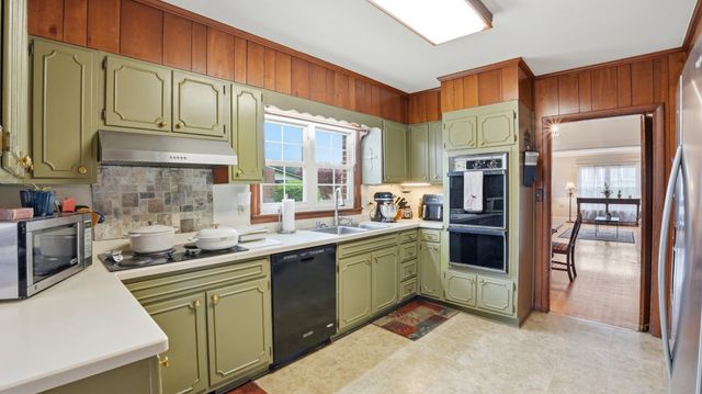505 4th Ave, Fayetteville, TN 37334