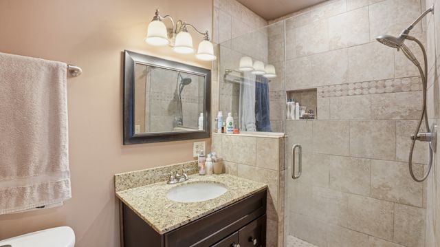 505 4th Ave, Fayetteville, TN 37334