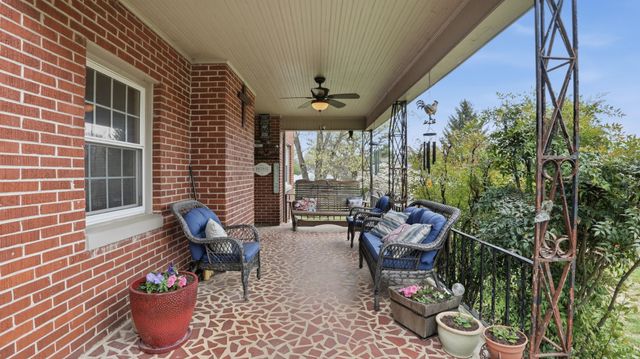 505 4th Ave, Fayetteville, TN 37334