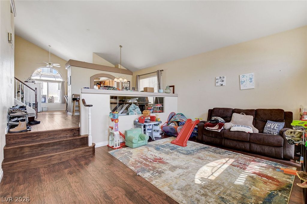8720 Dusty Wagon Avenue, Las Vegas, NV 89129 — photo 5