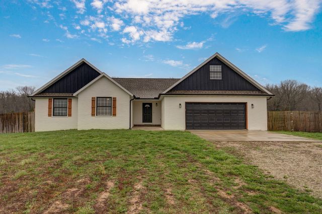 288 River Pass Drive, Marshfield, MO 65706