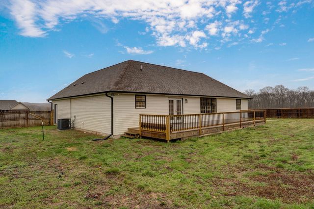 288 River Pass Drive, Marshfield, MO 65706