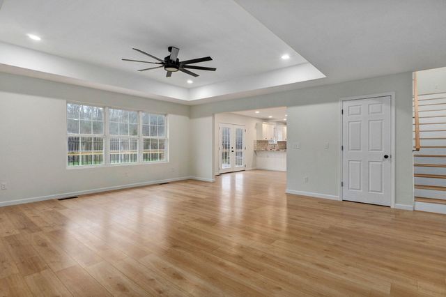 288 River Pass Drive, Marshfield, MO 65706