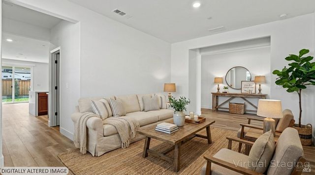 801 Billhook Dr, Vacaville, CA 95687