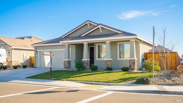 801 Billhook Dr, Vacaville, CA 95687