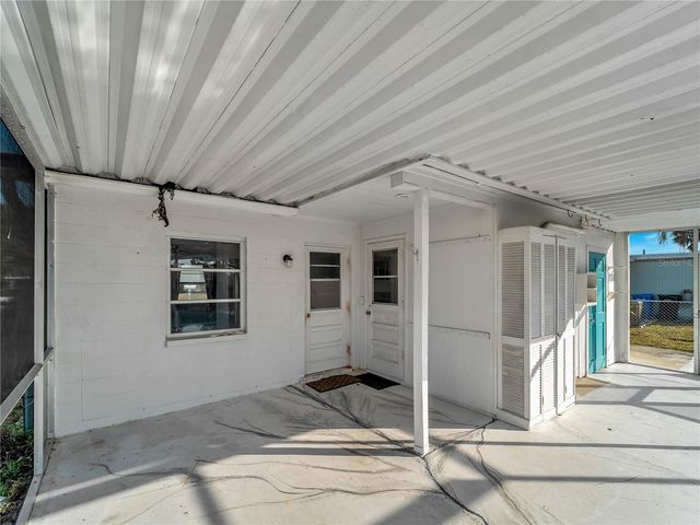 920 MYRTLE AVENUE, Venice, FL 34285