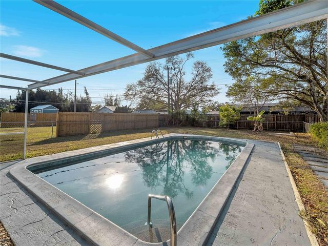 920 MYRTLE AVENUE, Venice, FL 34285