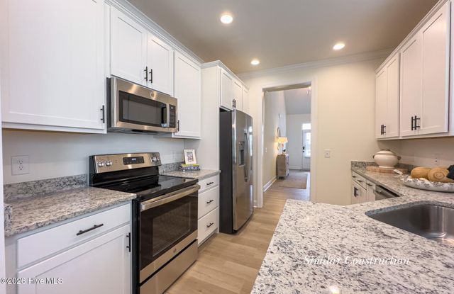 102 Freedom Park Road, Beaufort, NC 28516