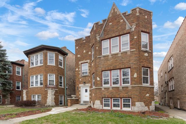 1916 Kenilworth Avenue, Berwyn, IL 60402