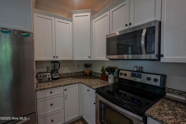 215 Chestwood Drive, Hubert, NC 28539