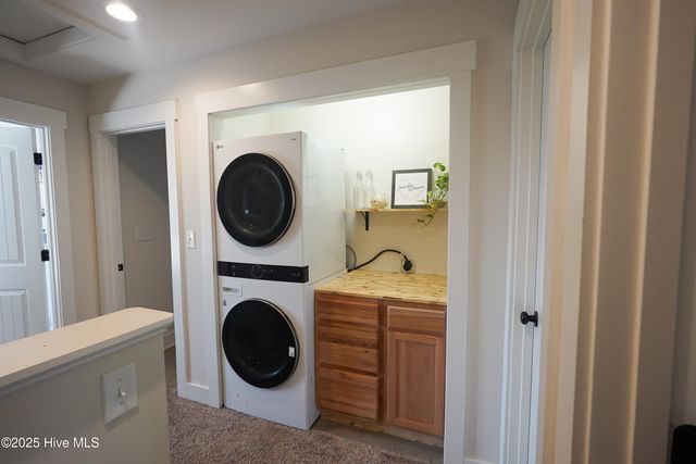 215 Chestwood Drive, Hubert, NC 28539