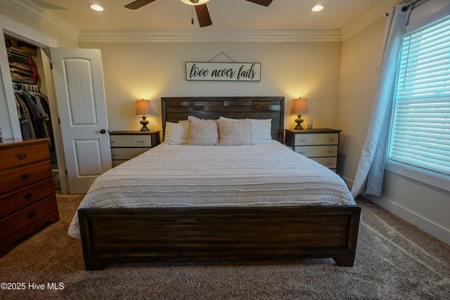 215 Chestwood Drive, Hubert, NC 28539