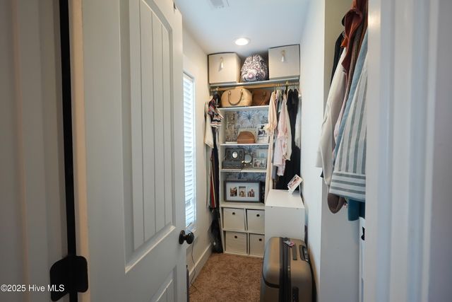 215 Chestwood Drive, Hubert, NC 28539
