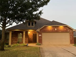 1410 Fox Glen Trail, Mansfield, TX 76063