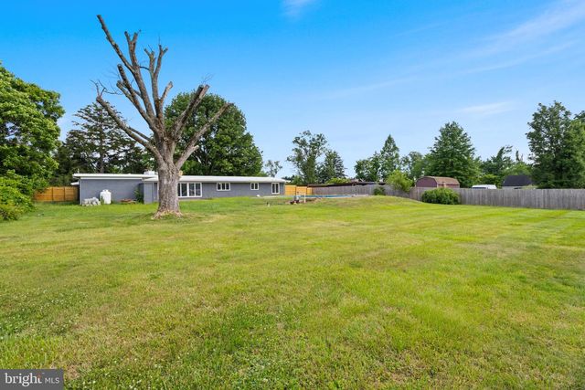 98 CHURCH RD, Titusville, NJ 08560