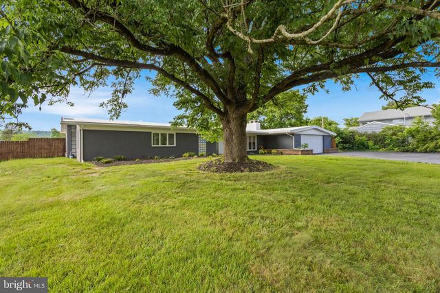 98 CHURCH RD, Titusville, NJ 08560