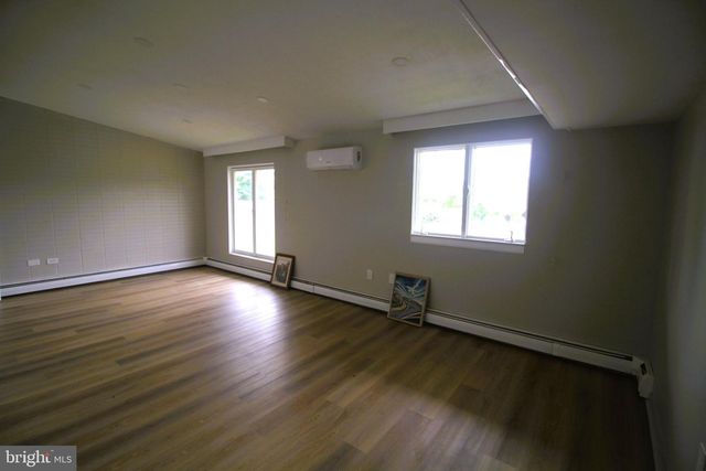 98 CHURCH RD, Titusville, NJ 08560