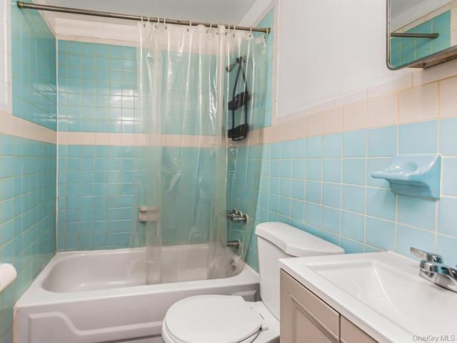 1858 Phelan Place, Bronx, NY 10453