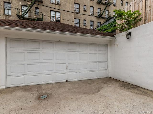 1858 Phelan Place, Bronx, NY 10453