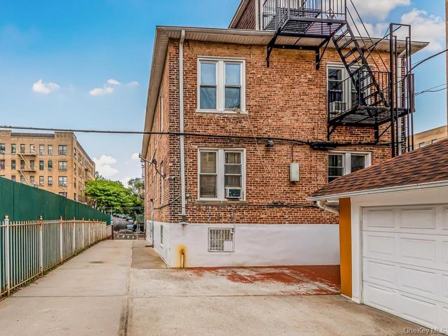 1858 Phelan Place, Bronx, NY 10453