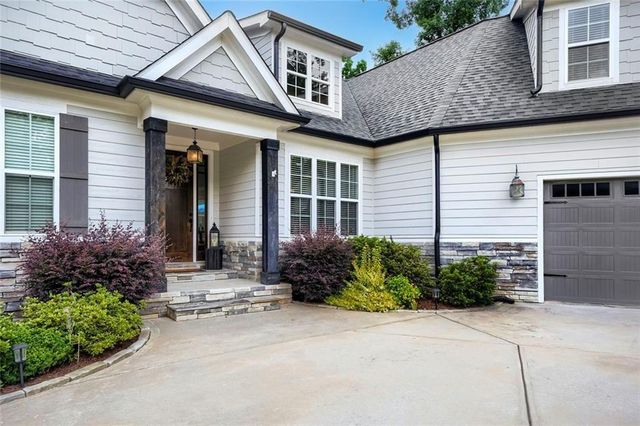 115 Rowboat Drive, Fayetteville, GA 30215