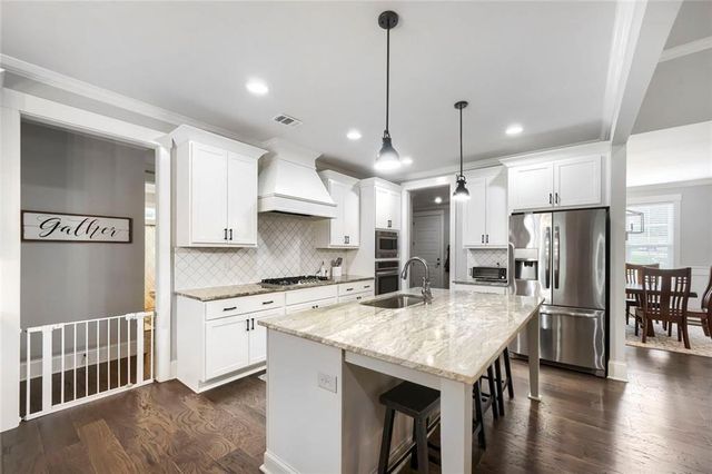 115 Rowboat Drive, Fayetteville, GA 30215