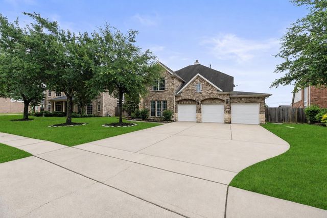 26203 Ridgefield Park Lane, Cypress, TX 77433
