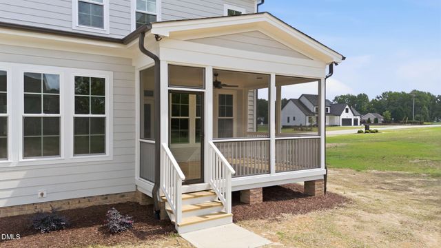 81 Lane Farms Way, Holly Springs, NC 27540